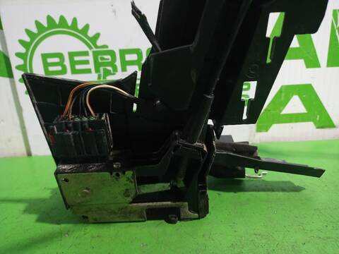 Foto 3ª: Cerradura Puerta Delantera Derecha Ford Fiesta AMBIENTE 68CV [F6JA] (2001)