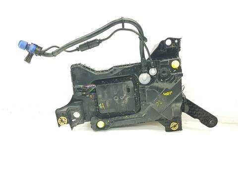 Foto 2ª: Deposito AdBlue Peugeot 308 GT LINE 113CV 83KW (2015)