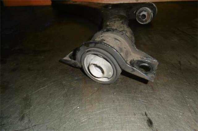 Foto 2ª: Brazo Suspension Delantero Izquierdo Ford Tourneo 1.8 DI [BHPA]
