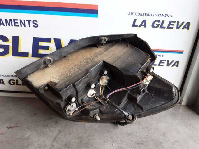 Foto 3ª: Piloto Trasero Izquierdo Chevrolet Captiva 2.0 CRDI (2007)