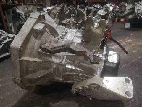 Foto 2ª: Caja Cambios Suzuki Alto K10B (2009)