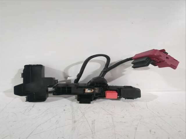 Foto 2ª: Caja Reles Fusibles Toyota Rav4 2.0 MXAA52) 175CV 129KW [M20A-FKS] (2024)