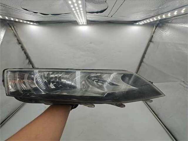 Faro Derecho Skoda Octavia 1.6 LIKE [1.6 LTR. - 81 KW TDI DPF]