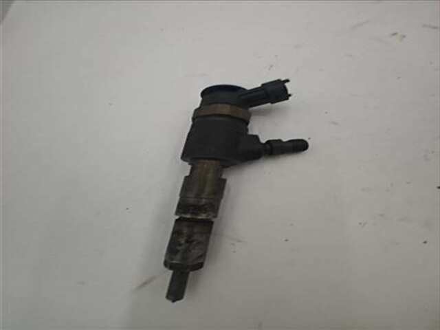 Foto 2ª: Inyectores Citroen C3 1.4 HDI AUDACE [1.4 LTR. - 50 KW HDI] [8HZ]