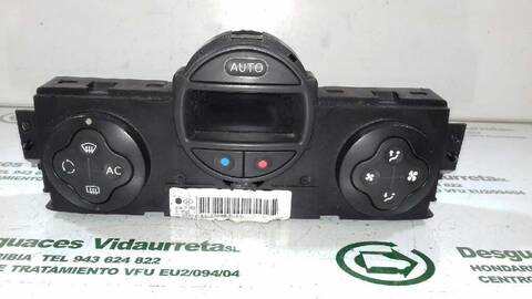 Foto 1ª: Mando Climatizador Renault Megane 1.9 DCI DIESEL 120CV 88KW FAMILIAR II FAMILIAR [F9QB8] (2005)
