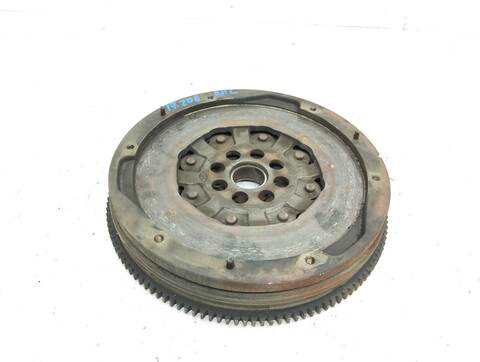 Volante Motor Nissan X-Trail 140CV 103KW T30)