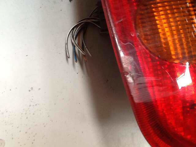 Foto 2ª: Piloto Trasero Izquierdo Opel Corsa 1.7D 0CV [X17D] (1999)