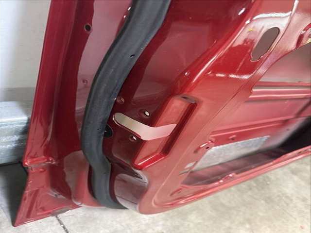 Puerta Delantera Izquierda Jeep Cherokee 177 CV 130KW
