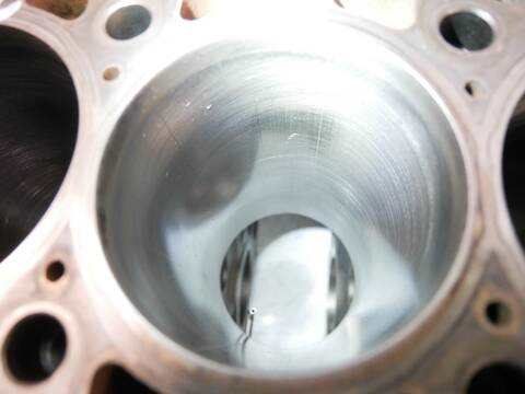 Foto 3ª: Bloque Motor Volkswagen Lt 109 CV 80KW [ANJ] (2002)