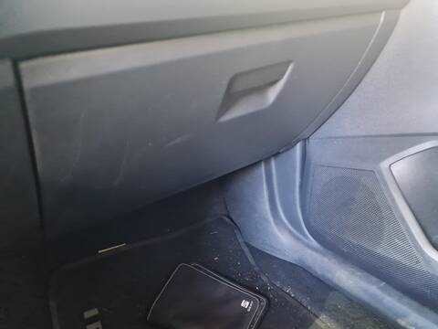 Guantera Seat Ibiza STYLE 95CV 70KW