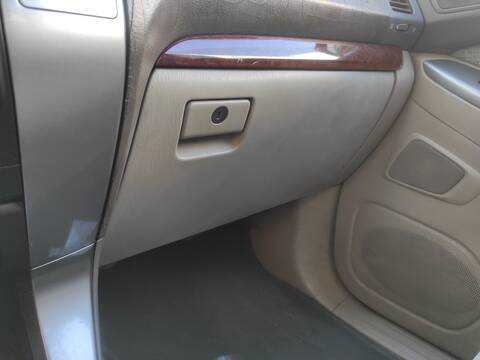 Guantera Toyota Land Cruiser 1KDFTV