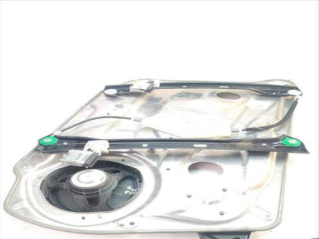 Foto 3ª: Elevalunas Eléctrico Delantero Derecho Mercedes Clase C 160 C 200 CDI 204.007 204.006) 136CV (2007)