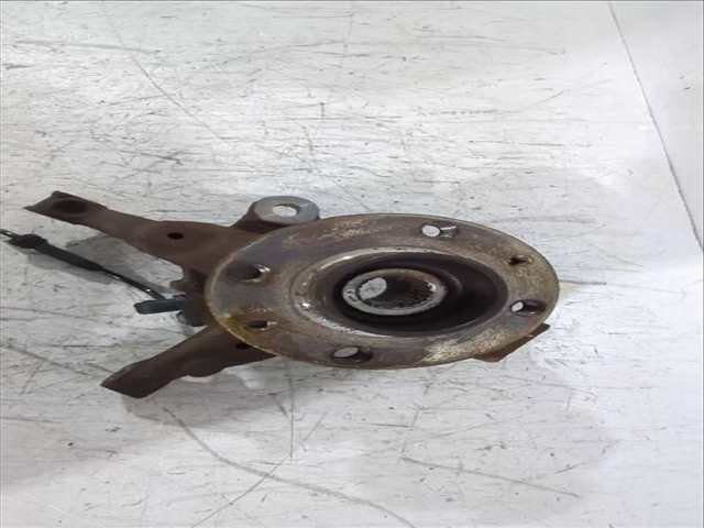 Foto 3ª: Mangueta Delantera Derecha Dacia Sandero 1.5 DCI 90CV [K9K 612 K9K 626] (2012)