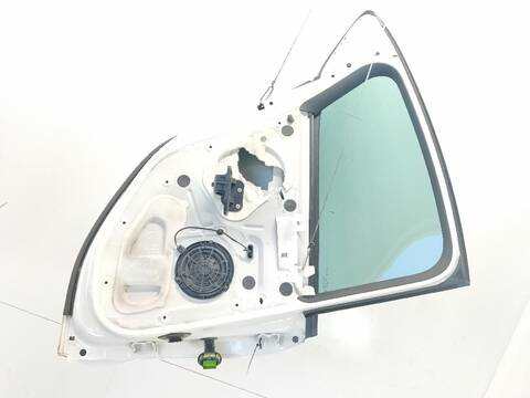 Foto 3ª: Puerta Trasera Izquierda Citroen DS4 1.6 VTI 120 [5FS (EP6C)] (2011)