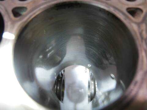 Foto 3ª: Bloque Motor Renault Kangoo 68 CV 50KW [K9K800 K9K] (2009)