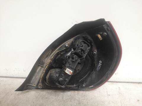 Foto 2ª: Piloto Trasero Izquierdo Nissan Almera QG15 (2003)