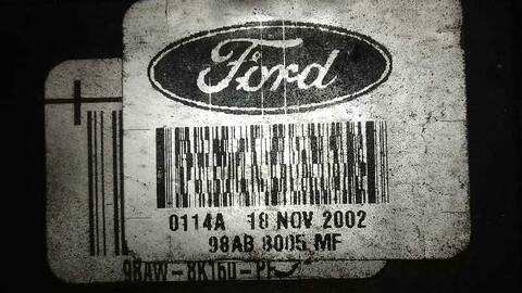 Foto 3ª: Radiador Motor Ford Focus GHIA TURNIER 115CV 85KW [F9DA] (2002)