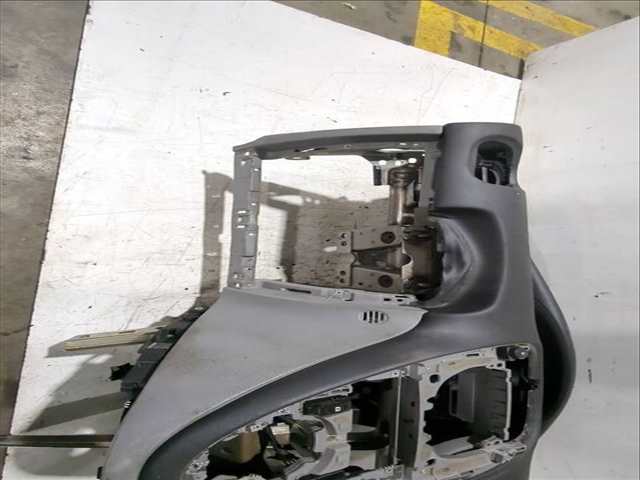 Foto 3ª: Salpicadero Citroen Xsara 1.6 HDI PICASSO 90CV 66KW [9HX (DV6ATED4)] (2007)