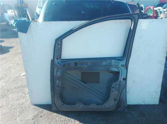 Foto 2ª: Puerta Delantera Derecha Volkswagen Touran 1.4 TRAVELLER [1.4 LTR. - 103 KW 16V TSI (1390 CM3)] [BMY]