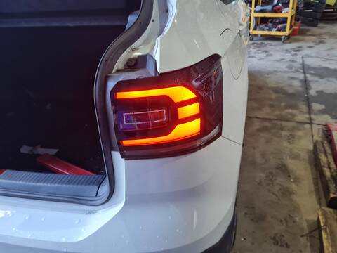 Foto 3ª: Piloto Trasero Derecho Volkswagen T-Cross BASIS 95CV 70KW [DLAC] (2021)