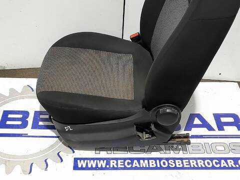 Foto 2ª: Asiento Delantero Izquierdo Fiat Doblo 1.3 16V M-JET CAT 95CV [330A1000] (2015)