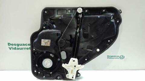 Foto 2ª: Elevalunas Manual Trasero Izquierdo Volkswagen Golf ADVANCE 105CV 77KW [CAYC] (2009)