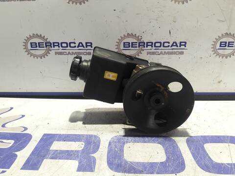 Foto 1ª: Bomba de Direccion Ssangyong Kyron 2.0 141CV 104KW (2007)