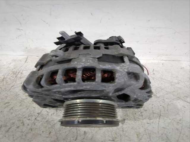 Foto 2ª: Alternador Mercedes Clase B 150 B 180 CDI - D 246.212) 109CV [OM 607.951 (K9K)] (2011)