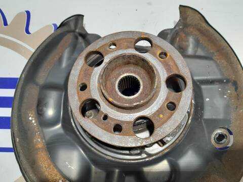 Foto 2ª: Mangueta Trasera Izquierda Mercedes Clase C 160 2.2 CDI CAT 143CV [D/ 611962] (2000)