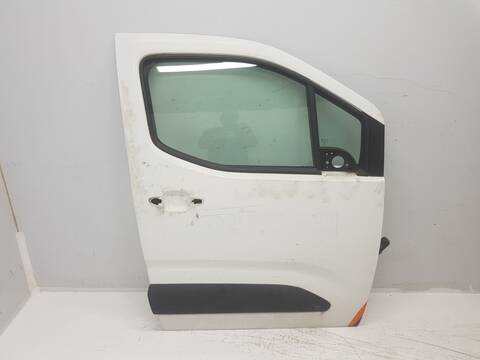 Foto 1ª: Puerta Delantera Derecha Opel Combo SELECT