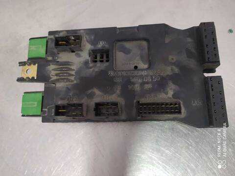 Foto 3ª: Caja Reles Fusibles Mercedes Vito 112 CDI 638.094) 122CV 90KW CAJA CERRADA [D611980]