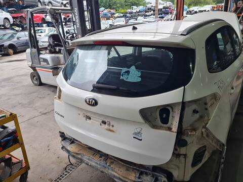 Foto 2ª: Portón Kia Carens BASIC 135CV 99KW [G4FD] (2015)