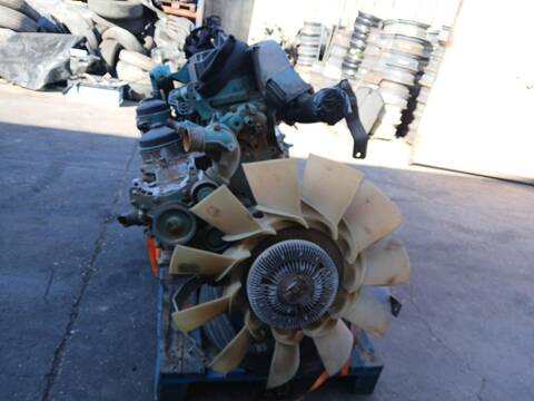 Foto 2ª: Despiece Motor Volvo FL 5.5 DIESEL 209CV 154KW [4TD6A210] (1999)