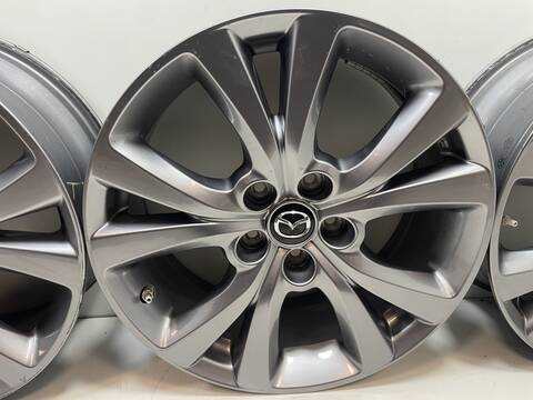 Foto 3ª: Juego LLantas Mazda CX-30 PE (2023)