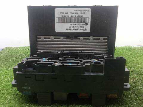 Caja Reles Fusibles Mercedes Clase C 160 C 270 CDI 203.016) 170CV 125KW