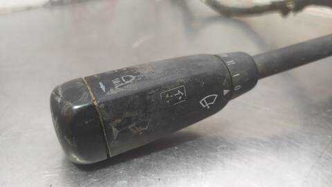 Foto 3ª: Mando Luces Mercedes Clase E 180 300 D - E 300 D TURBO 124.133) BERLINA 147CV 108KW [OM603960] (1991)