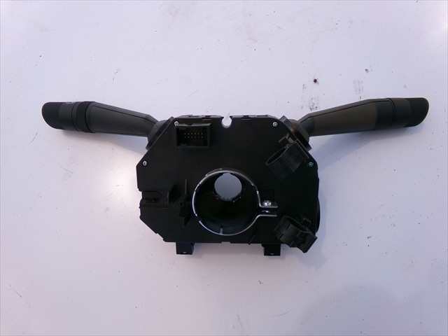 Foto 2ª: Mando Multifuncion Fiat Punto 1.3 JTD 2006-2012 [199A2000] (2011)