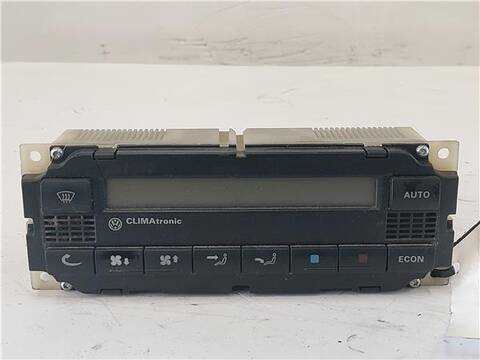 Foto 1ª: Mando Climatizador Volkswagen Passat 2.8 V6 SYNCRO/4MOTION BERLINA 193CV 142KW [ACK] (1998)