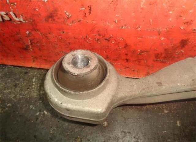 Foto 3ª: Brazo Suspension Delantero Derecho Mercedes Clase C 160 2.2 C 220 CDI (204.008) [2.2 LTR. - 125 KW CDI CAT] [OM 646.811]