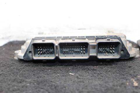 Foto 2ª: Centralita Motor ECU Peugeot 307 BREAK XS (2004)