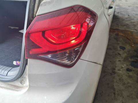 Foto 3ª: Piloto Trasero Derecho Hyundai i20 ESSENCE 75CV 55KW [D3FA] (2015)