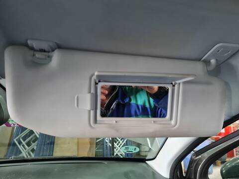 Parasol Derecho Peugeot 2008 ALLURE 102CV 75KW
