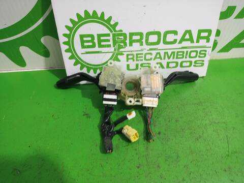 Foto 1ª: Mando Multifuncion Mazda 6 2.0 16V CAT BERLINA 136CV 100KW [FS2C] (2001)