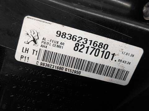 Foto 3ª: Piloto Trasero Izquierdo Peugeot 5008 1.2 HYBRID MRHNYH MRHNYW MRHNSU MRHNSM MRHPY) 136CV 100KW [HN09] (2024)