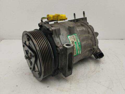 Foto 1ª: Compresor Aire Acondicionado Citroen C5 2.0 HDI FAP CAT RHR - DW10BTED4) BERLINA 136CV 100KW [RHR(DW10BTED4)] (2005)