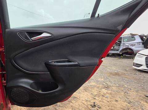 Tapizados Cartoneras Opel Astra 1 0 LTR. - 77 KW 12V 2017 136CV