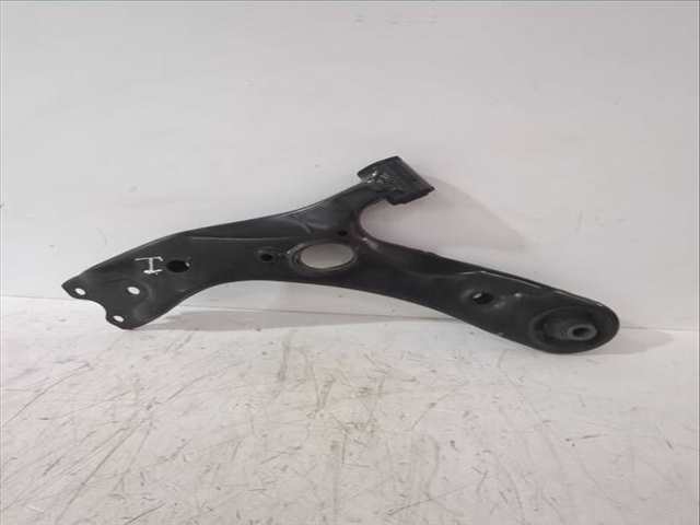 Brazo Suspension Delantero Izquierdo Toyota Auris 1.33 DUAL-VVTI NRE150_) 101CV 74KW