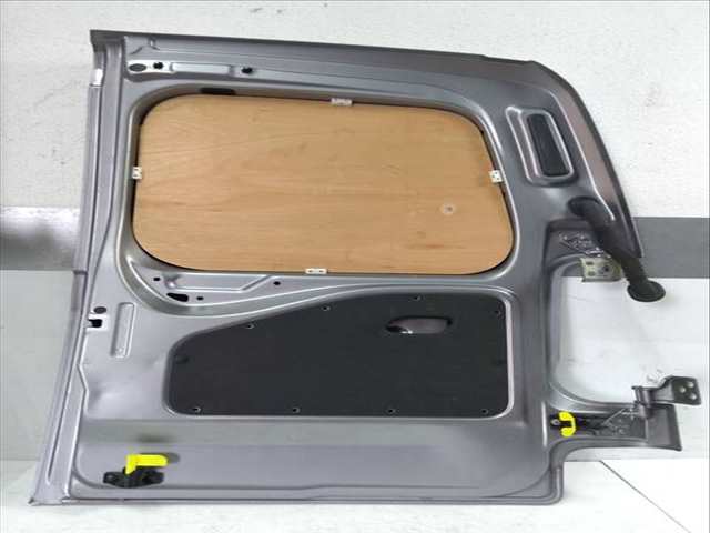 Puerta Trasera Izquierda Peugeot Partner YH01 102 CV 75KW