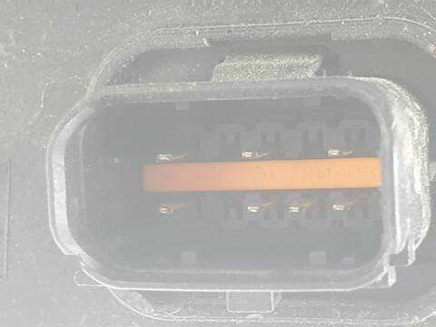 Foto 3ª: Faro Derecho Renault Trafic L1H1 28T (2014)