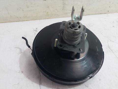 Foto 3ª: Servofreno Toyota Yaris ACTIVE 112CV [2NRFKE] (2017)